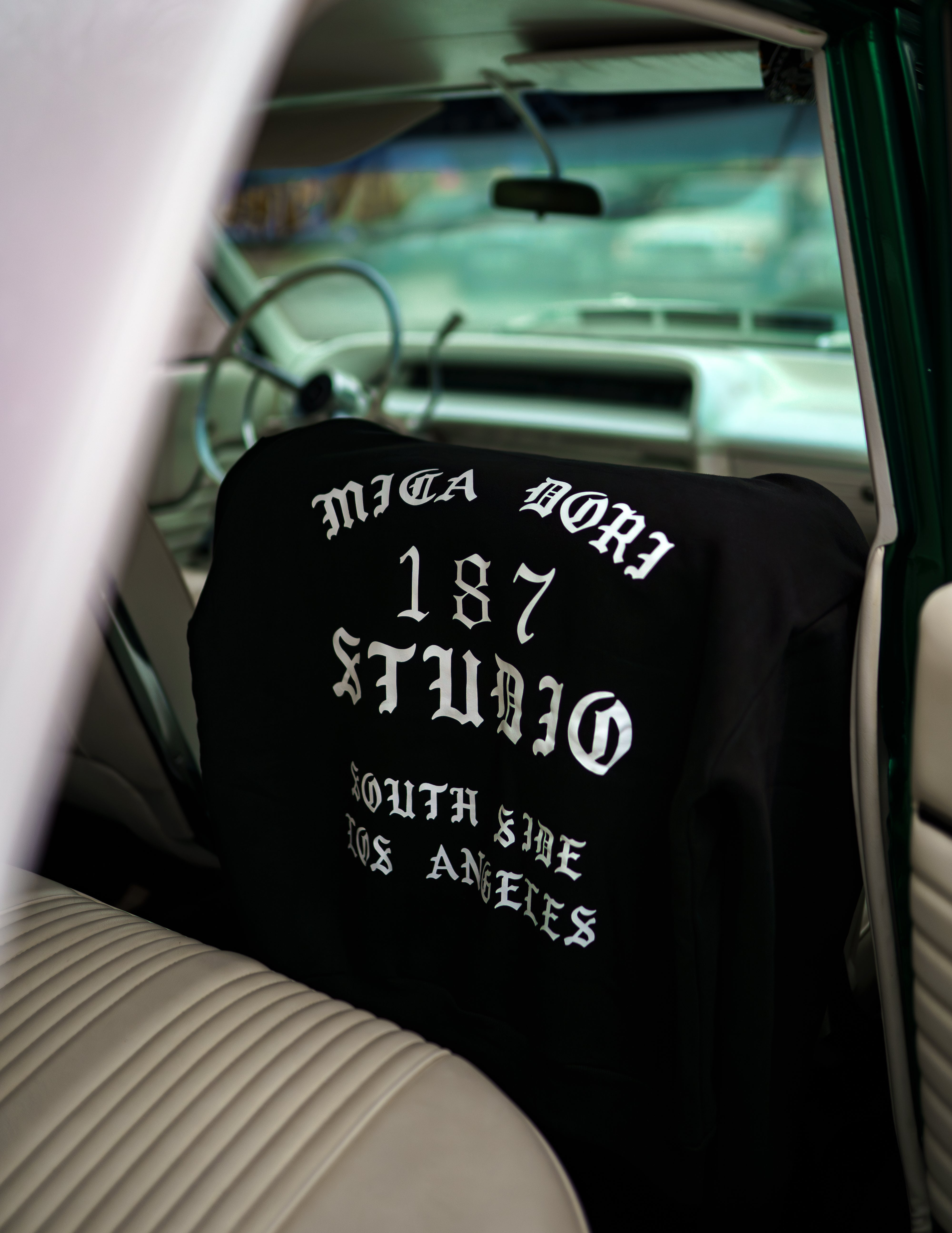 187 Studio x SRVNTZ Hoodie